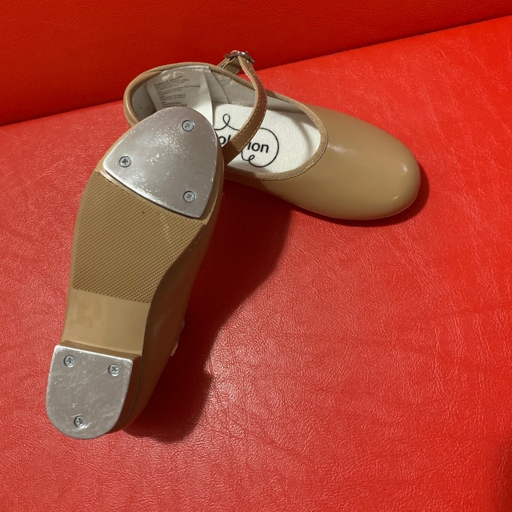 Tap shoe size:1OAD M